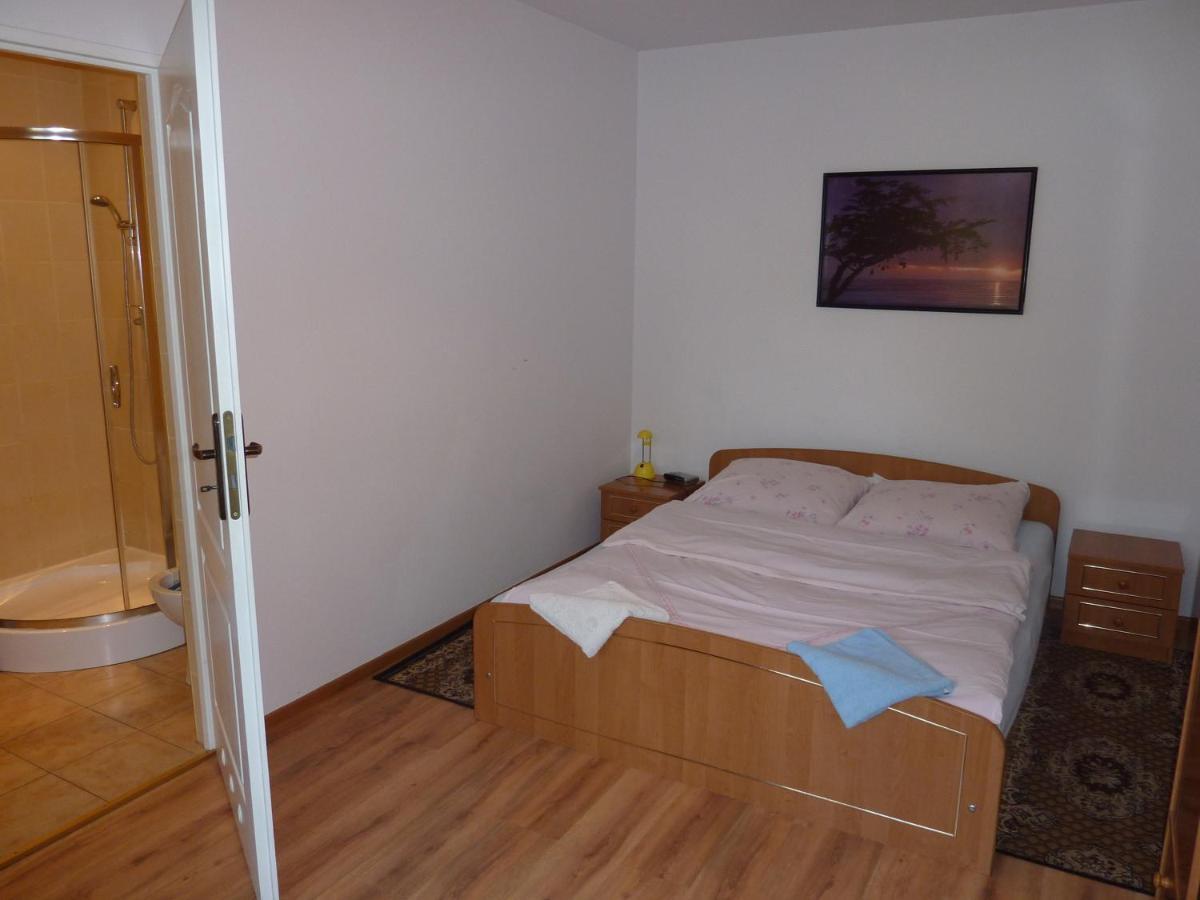 Hotelik Na Zdrowiu Łódź Habitación foto